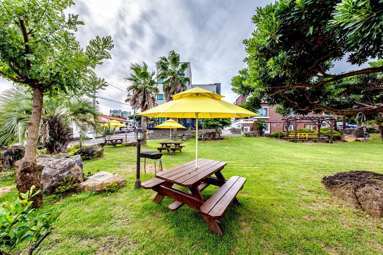 Jeju Skyhill Pension Seogwipo Bagian luar foto