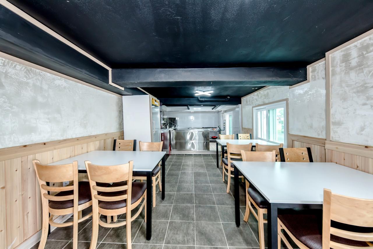Jeju Skyhill Pension Seogwipo Bagian luar foto