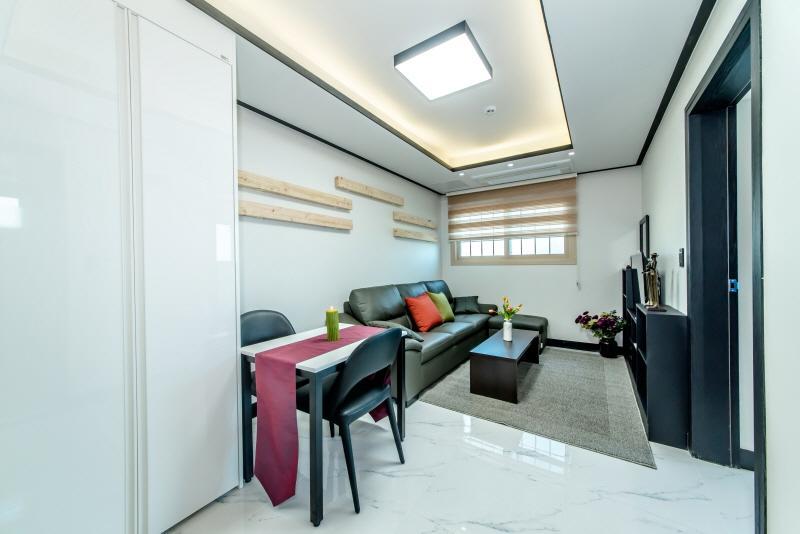 Jeju Skyhill Pension Seogwipo Bagian luar foto