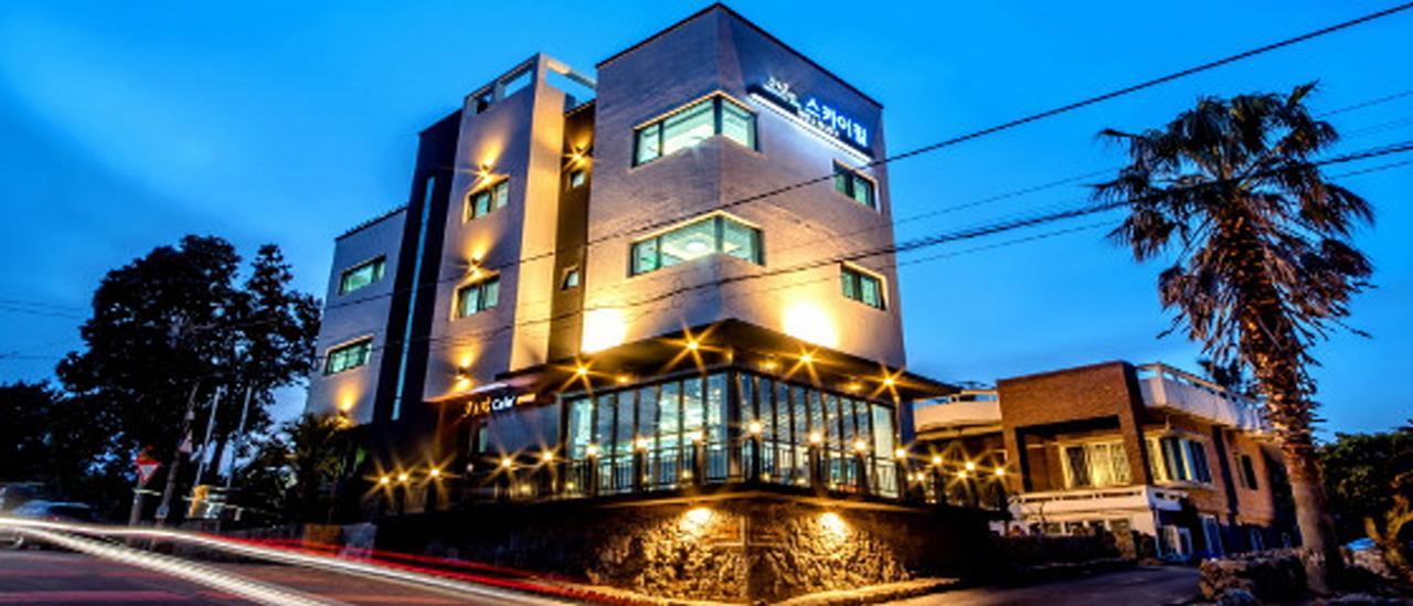 Jeju Skyhill Pension Seogwipo Bagian luar foto
